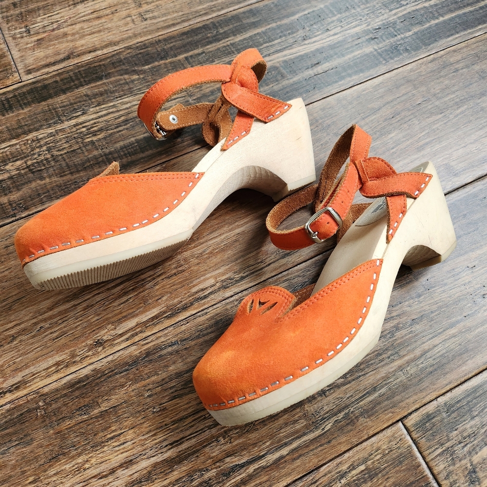 MAGUBA Orange Suede Women's Shoes with Wooden Heel
